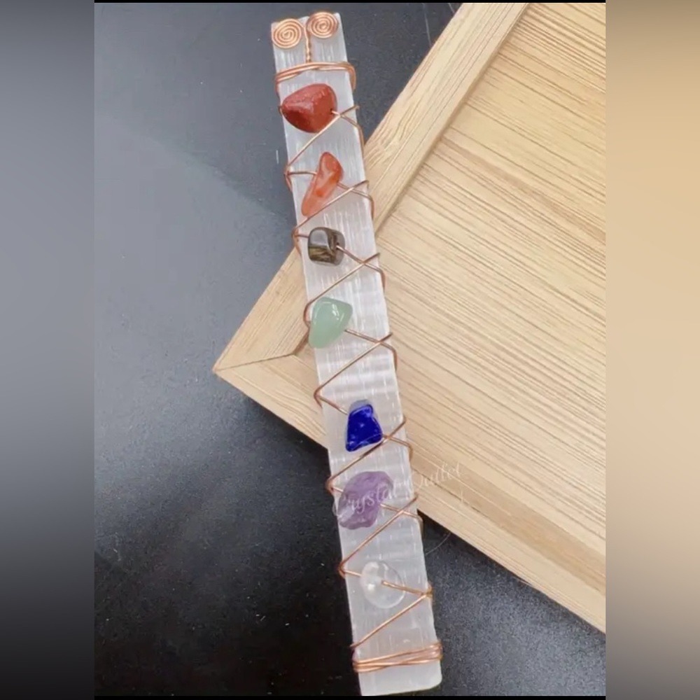 🌟7 Chakra Healing Selenite Stick, with Natural Crystals.🌟